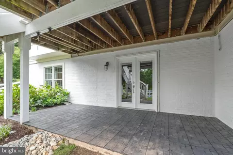 Exterior - 6709 Buglecall Pl, Gainesville, VA 20155 photo 8 of 15