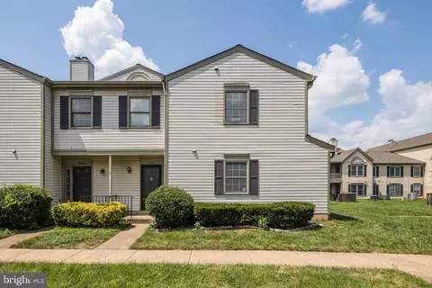 10545 Stonington Ln, Manassas, VA 20109