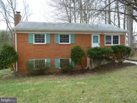 3207 Bayfield Dr, Woodbridge, VA 22193