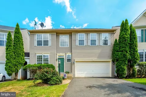 4513 Shotwell Ct, Woodbridge, VA 22193
