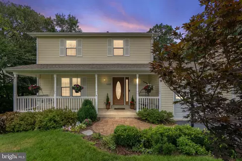 10328 Rosini Ct, Manassas, VA 20110