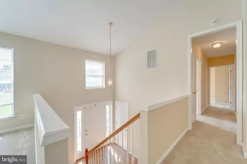 Entry Way - 16285 Aspen Trail Ct, Triangle, VA 22172 photo 3 of 4