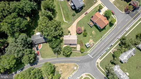 View/Area - 16285 Aspen Trail Ct, Triangle, VA 22172 photo 3 of 3