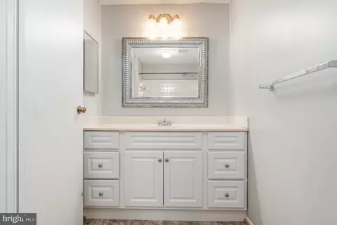 15431 Silvan Glen Dr, Dumfries, VA 22025 photo 13