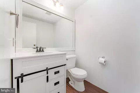 15431 Silvan Glen Dr, Dumfries, VA 22025 photo 9