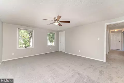 15431 Silvan Glen Dr, Dumfries, VA 22025 photo 10