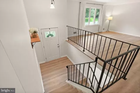 7251 Ridgeway Dr, Manassas, VA 20112 photo 10
