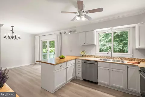 7251 Ridgeway Dr, Manassas, VA 20112 photo 21
