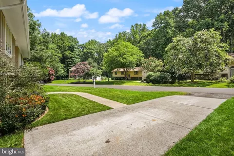 7251 Ridgeway Dr, Manassas, VA 20112 photo 5