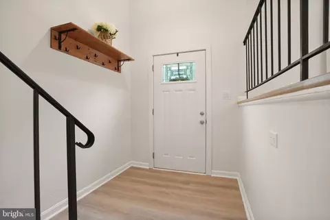 7251 Ridgeway Dr, Manassas, VA 20112 photo 9