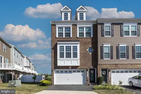 7071 Mongoose Trl, Gainesville, VA 20155