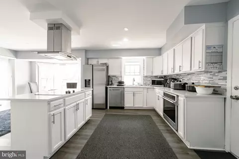 Kitchen - 3867 Oriole Ct, Dumfries, VA 22025 photo 1 of 7