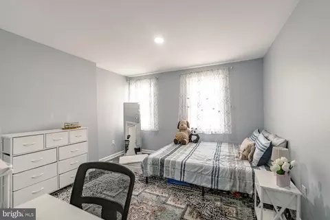Bedroom - 3867 Oriole Ct, Dumfries, VA 22025 photo 5 of 8