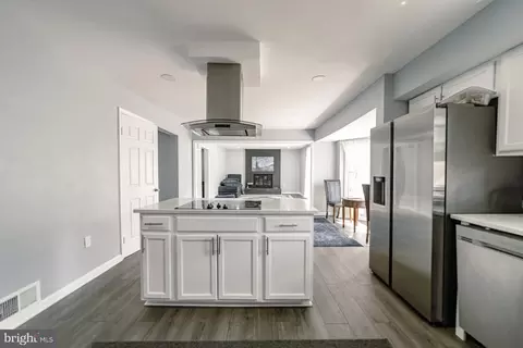 Kitchen - 3867 Oriole Ct, Dumfries, VA 22025 photo 3 of 7