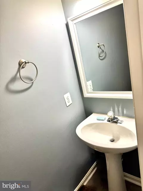 8620 Diver Ct, Bristow, VA 20136 photo 13