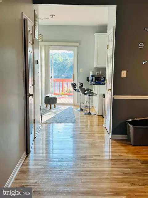 8620 Diver Ct, Bristow, VA 20136 photo 3