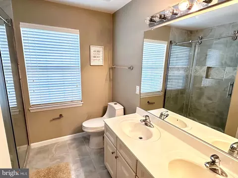 13103 Bigleaf Maple Ct, Gainesville, VA 20155 photo 31