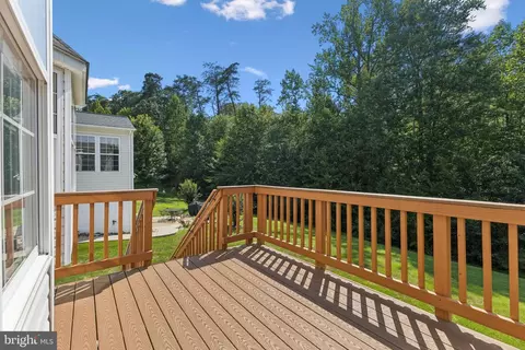 16076 Dancing Leaf Pl, Dumfries, VA 22025 photo 24
