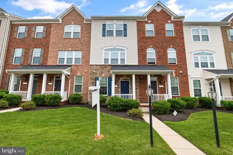 14613 Featherstone Gate Dr, Woodbridge, VA 22191