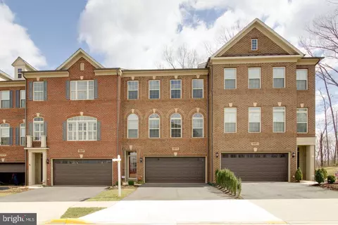 6679 Bartrams Forest Ln, Haymarket, VA 20169