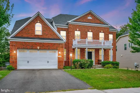 3348 Soaring Cir, Woodbridge, VA 22193