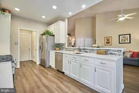 13014 Triple Crown Loop, Gainesville, VA 20155 photo 17