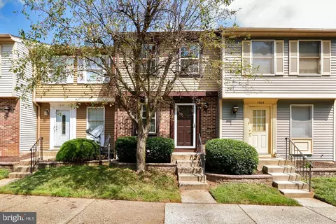 1650 Devil Ln, Woodbridge, VA 22192