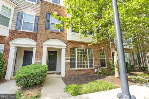15126 Lilywood Ln, Haymarket, VA 20169