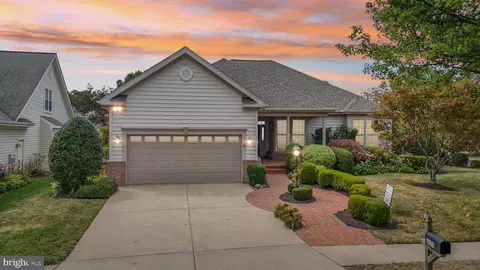 6824 Derby Run Way, Gainesville, VA 20155