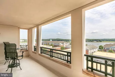 485 Harbor Side St #806, Woodbridge, VA 22191