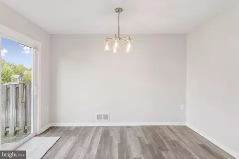 7408 Emerald Dr, Manassas, VA 20109 photo 11