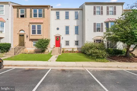 7408 Emerald Dr, Manassas, VA 20109 photo 2