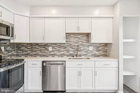 7408 Emerald Dr, Manassas, VA 20109 photo 9