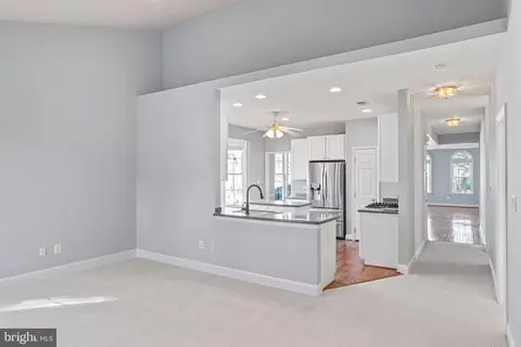 Living - 13879 Crabtree Way, Gainesville, VA 20155 photo 7 of 10