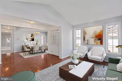Living - 13879 Crabtree Way, Gainesville, VA 20155 photo 2 of 10
