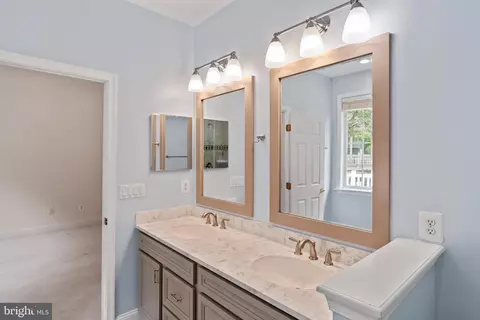 Bath - 13879 Crabtree Way, Gainesville, VA 20155 photo 1 of 5