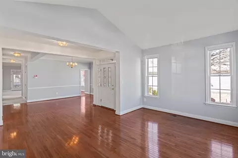 Living - 13879 Crabtree Way, Gainesville, VA 20155 photo 1 of 10
