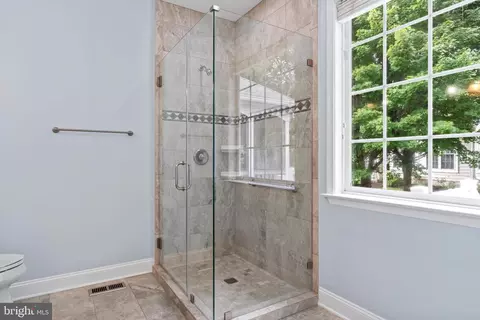 Bath - 13879 Crabtree Way, Gainesville, VA 20155 photo 2 of 5