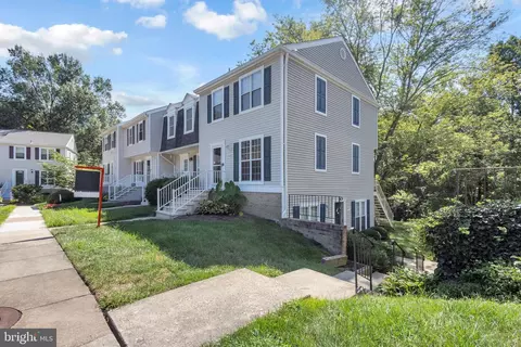 2842 Burgundy Pl, Woodbridge, VA 22192