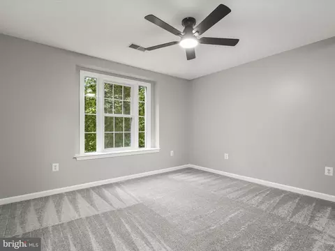 Bedroom - 10940 Meanderview Ct, Manassas, VA 20111 photo 2 of 4