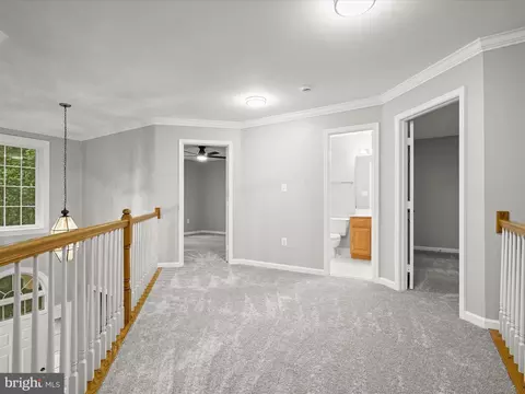 Entry Way - 10940 Meanderview Ct, Manassas, VA 20111 photo 6 of 9