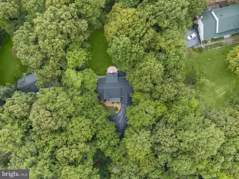 View/Area - 10940 Meanderview Ct, Manassas, VA 20111 photo 1 of 7