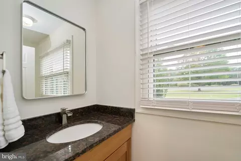 Bath - 4607 Angus Dr, Gainesville, VA 20155 photo 6 of 7