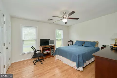 Bedroom - 4607 Angus Dr, Gainesville, VA 20155 photo 2 of 6