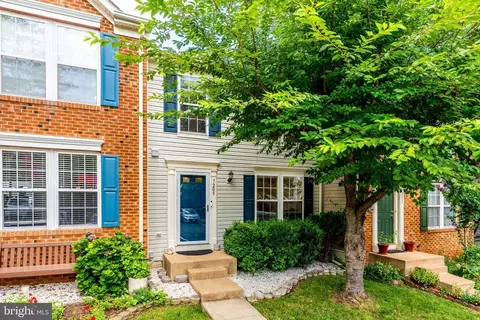 7209 Traphill Way, Gainesville, VA 20155 photo 2