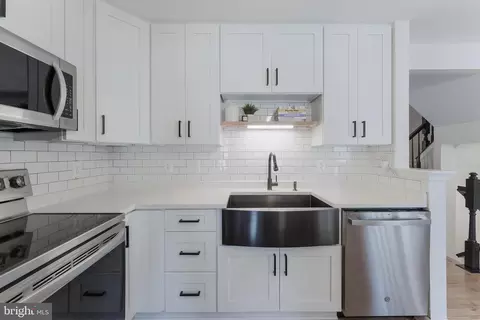 7209 Traphill Way, Gainesville, VA 20155 photo 18
