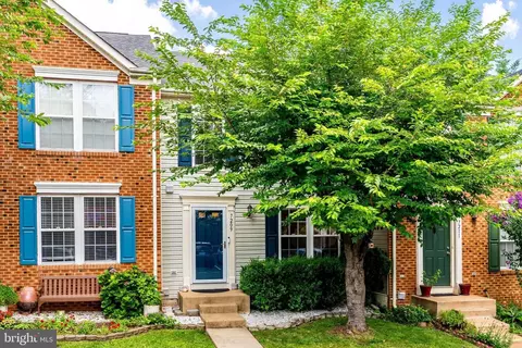 7209 Traphill Way, Gainesville, VA 20155