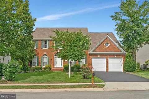 5724 Caribbean Ct, Haymarket, VA 20169