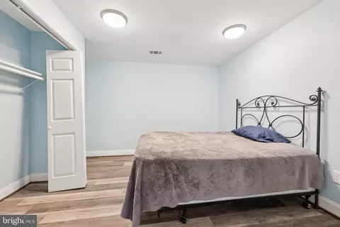 Bedroom - 10457 Pineview Rd, Manassas, VA 20111 photo 6 of 6