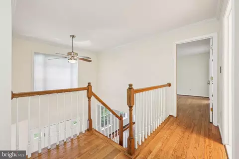 Entry Way - 10457 Pineview Rd, Manassas, VA 20111 photo 4 of 5